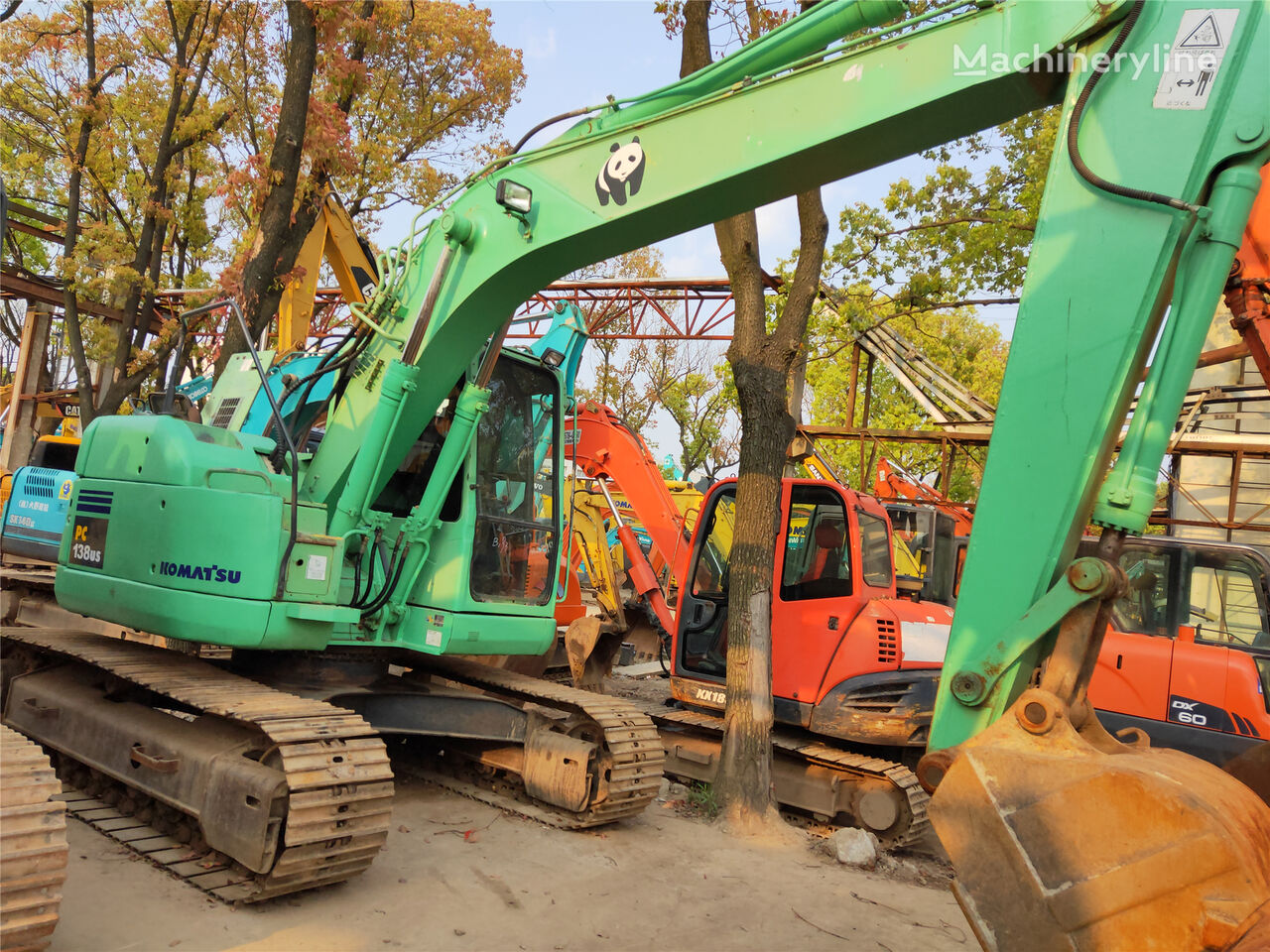 Komatsu PC138US excavadora de cadenas