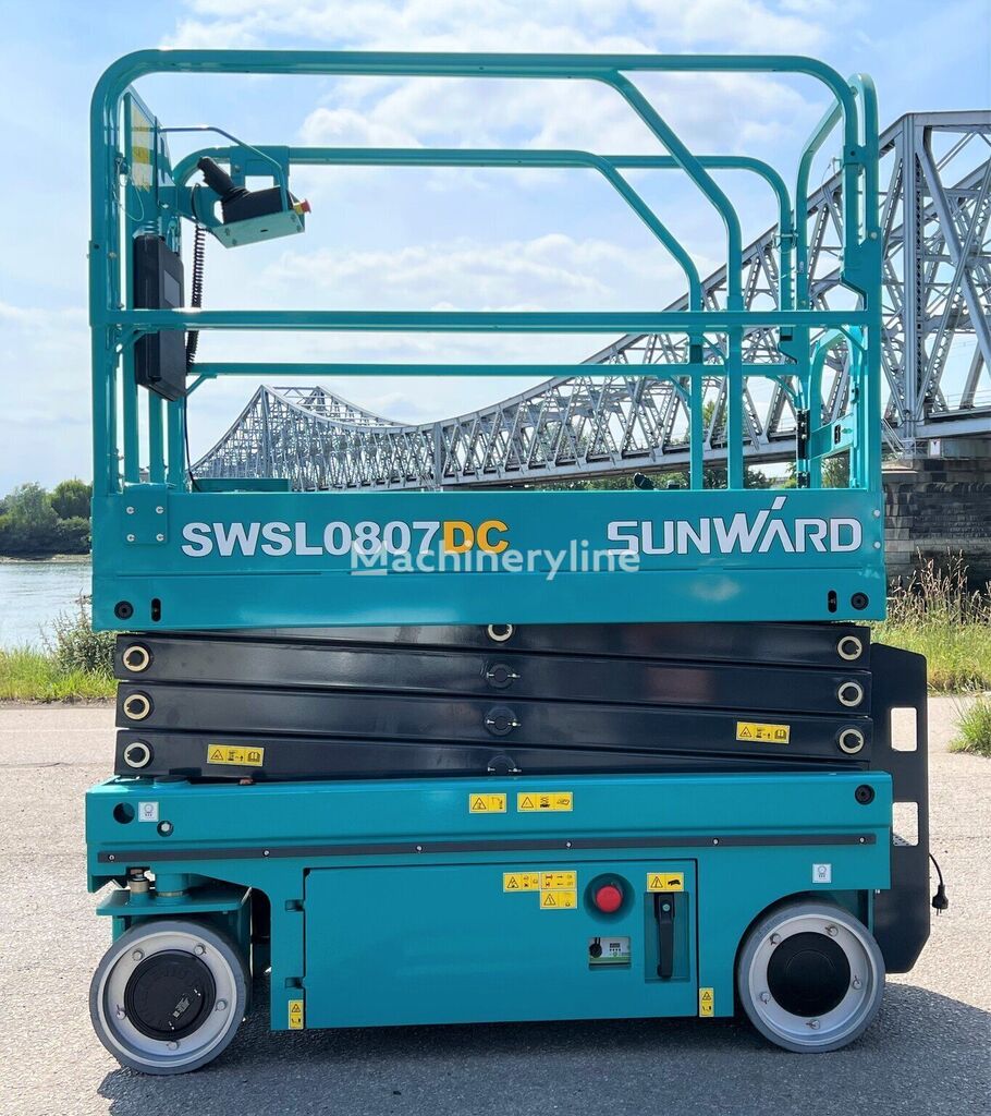 Sunward SWSL0807DC plataforma de tijera nueva