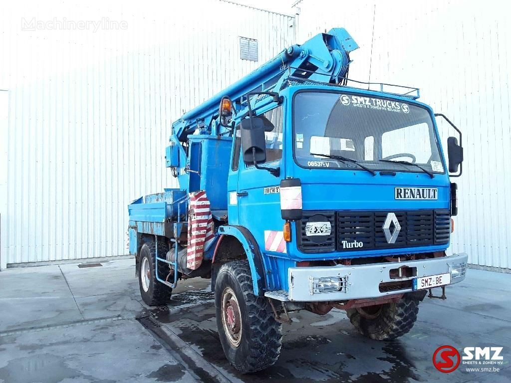 Renault TRM 150 4x4 nacelle KO plataforma sobre camión